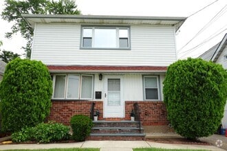 Building Photo - 171 Sewanee Ave