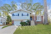 Foto principal - Updated 3 bedroom home!
