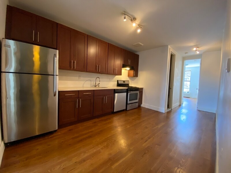 Foto principal - 848 Madison St