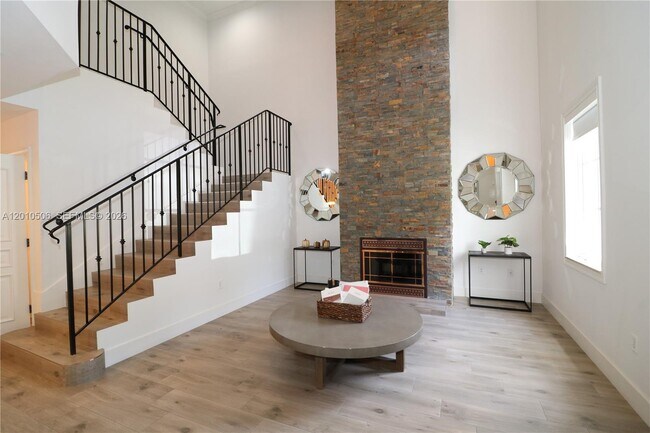 Foto del edificio - 7961 SW 110th Ter