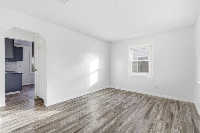 Foto del edificio - 9614 Schaefer Hwy