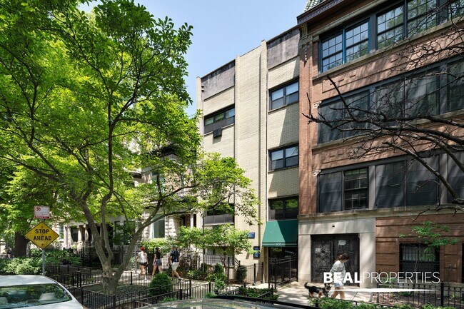 Foto del edificio - 1435 N Dearborn St