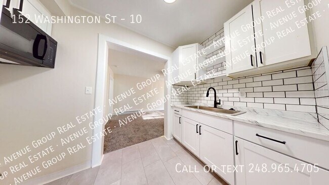 Building Photo - 152 Washington St