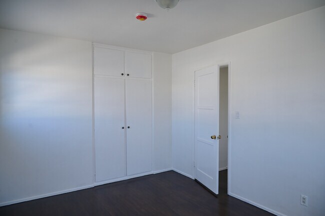 Foto del edificio - 5707 Clemson St