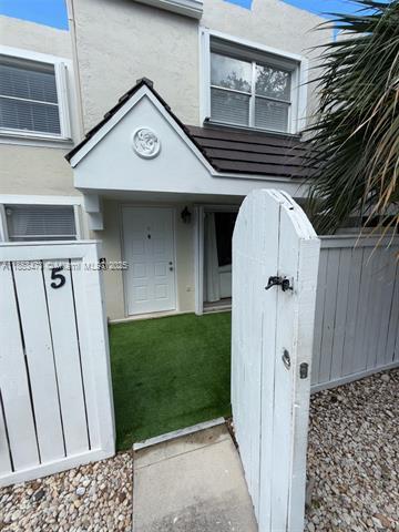 Foto del edificio - 4530 SW 68th Court Cir