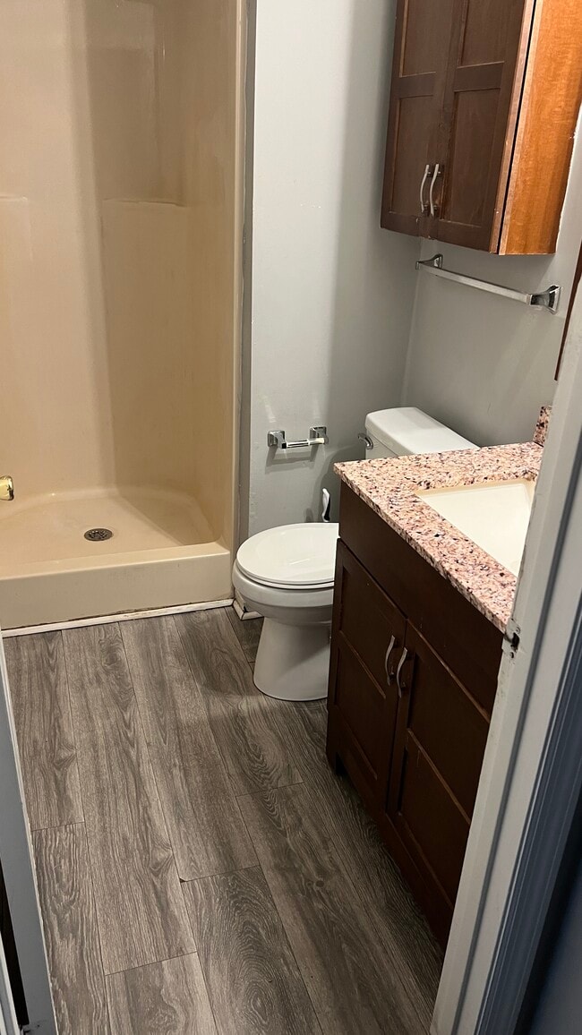 Foto del edificio - 326 E High St