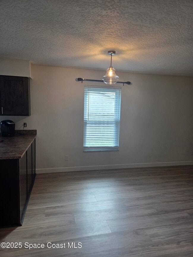Building Photo - 1657 Bruman Terrace