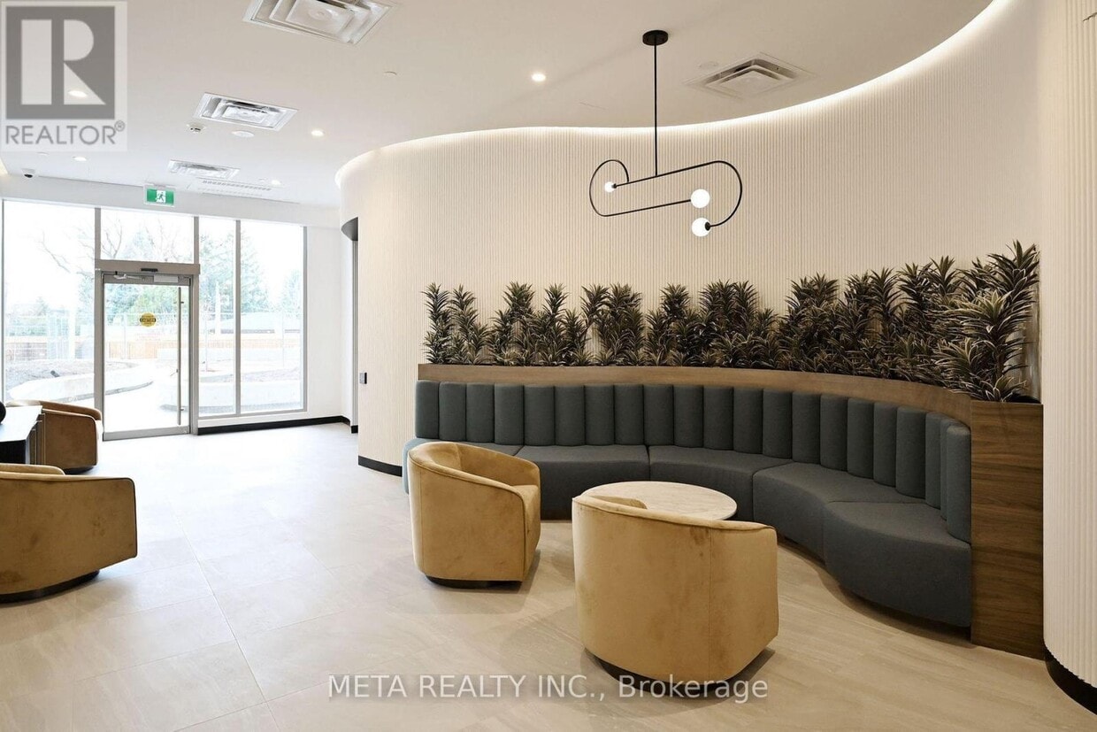 Photo principale - 689 The Queensway