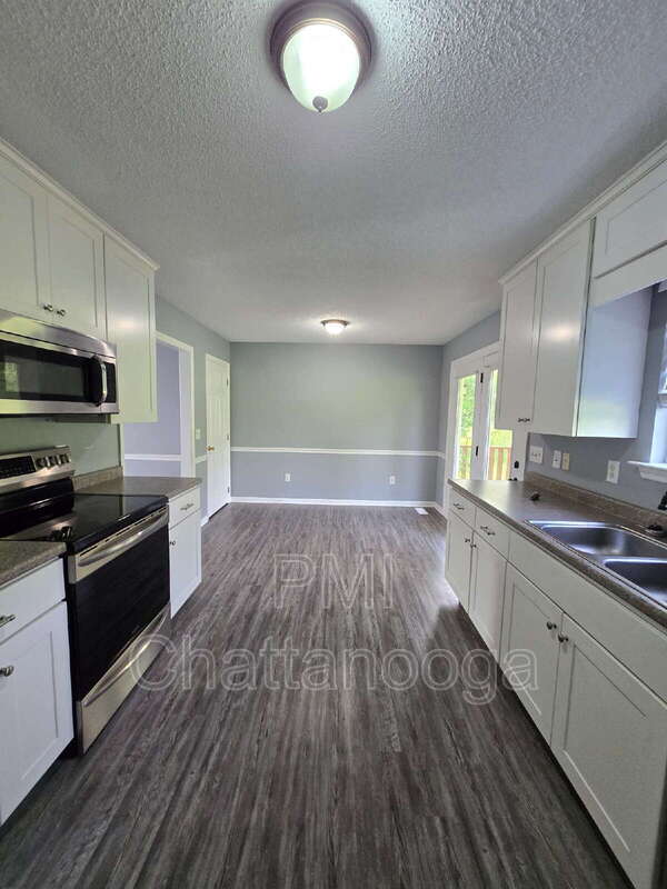 Photo - 292 Chestnut Ridge Road House