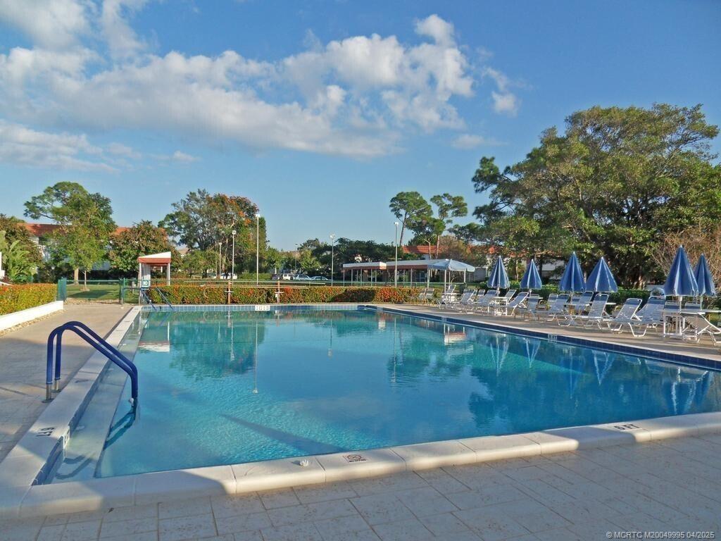 Foto principal - 2600 SE Ocean Blvd