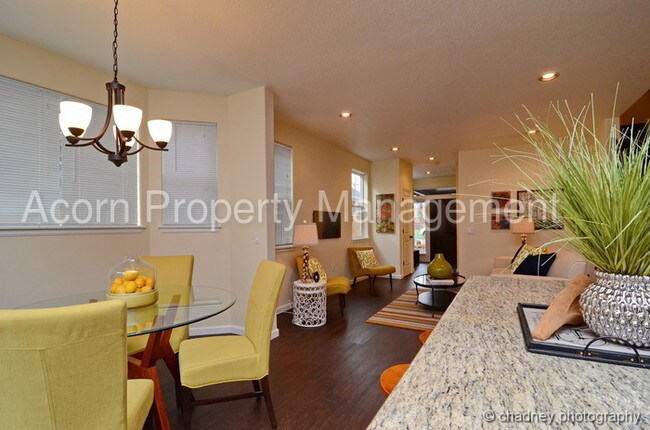Foto del edificio - 146 NE 43rd Ave