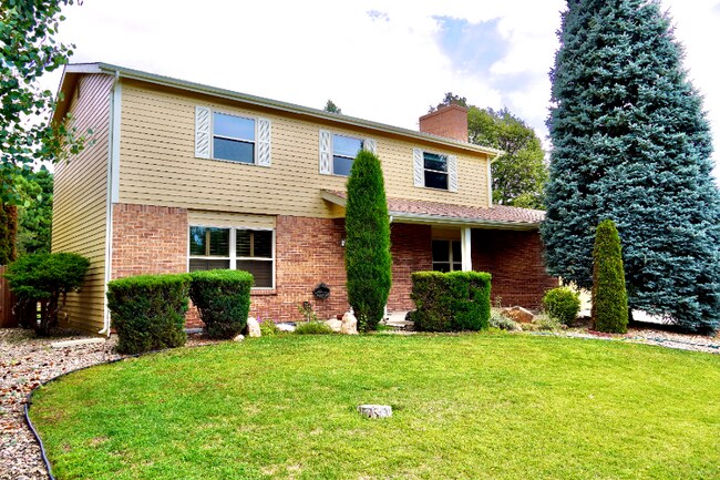 Building Photo - 3202 Springridge Dr
