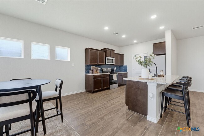 Building Photo - 3002 Gryffindor Ln
