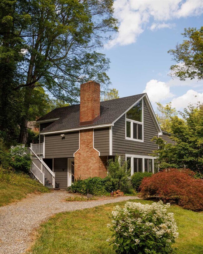 Building Photo - 53 Brooks Rd