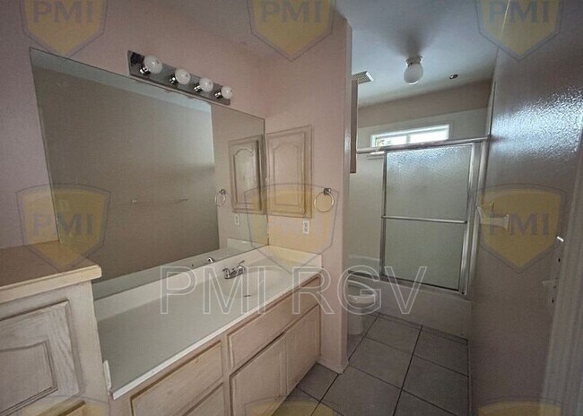 Building Photo - 1817 Tierra Dulce Dr