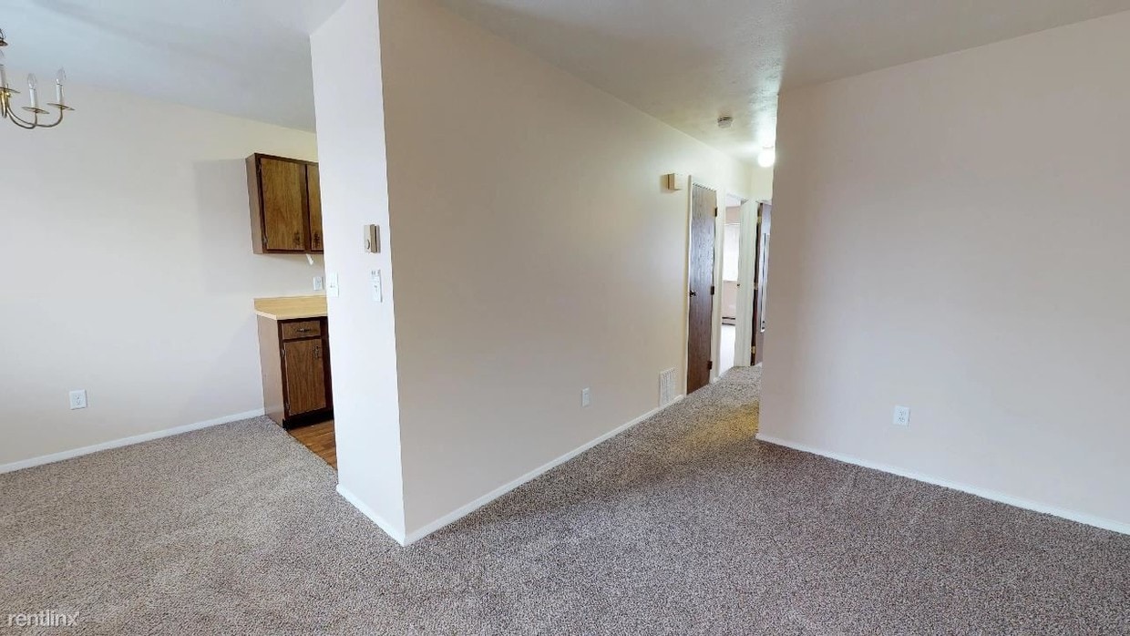 943 N Dorset Rd Unit Apt D, Troy, OH 45373 Room for Rent in Troy, OH