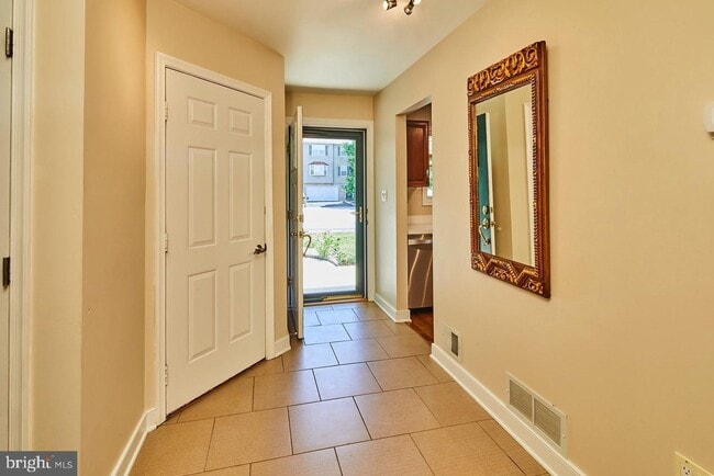 Building Photo - Coming Soon - Beautiful Home in Limestone ...