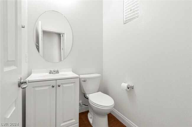 Building Photo - 10059 Monthaven Ct