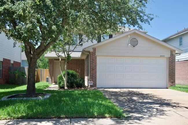 Building Photo - 21618 Misty Fall Ln