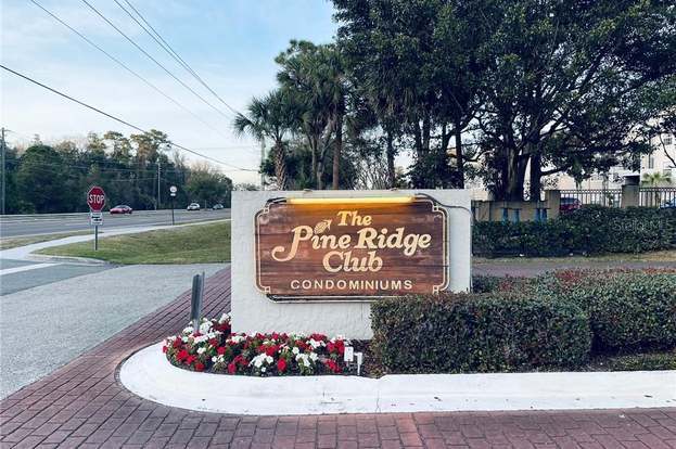 Foto del edificio - 1723 Pine Ridge Rd