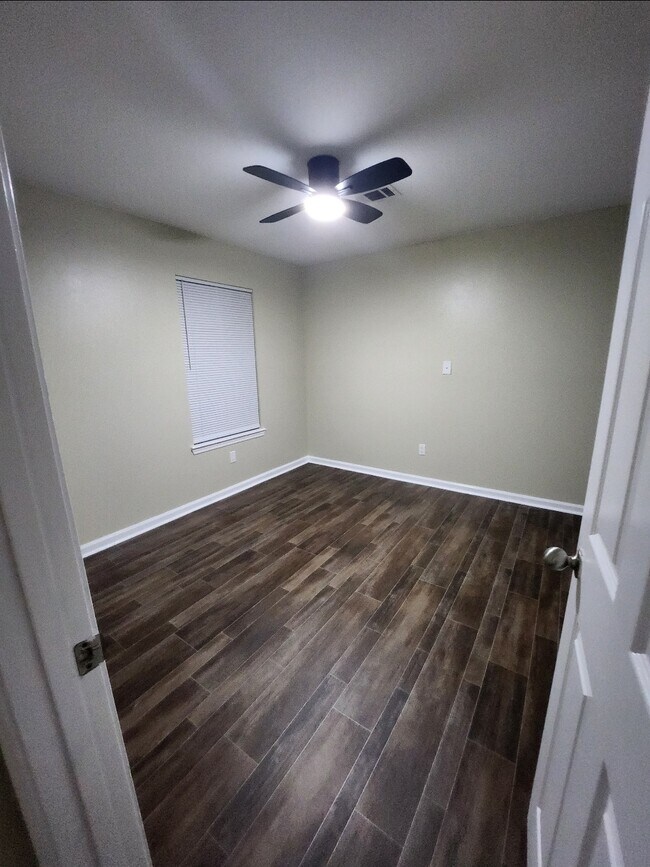 Foto del edificio - 401 Lane St