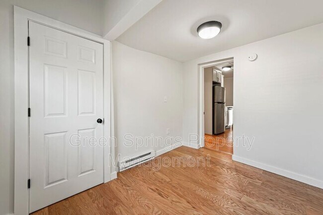 Building Photo - 42-44-44 Saratoga Ave