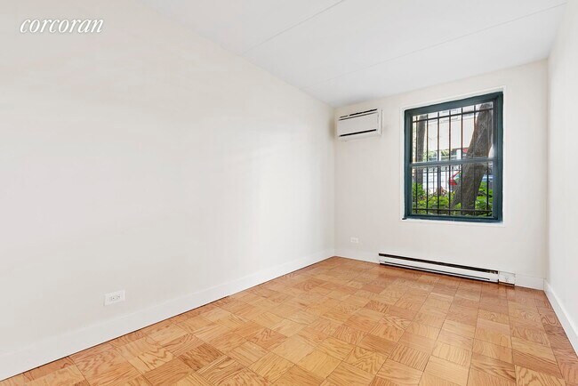 Foto del edificio - 708 Washington St