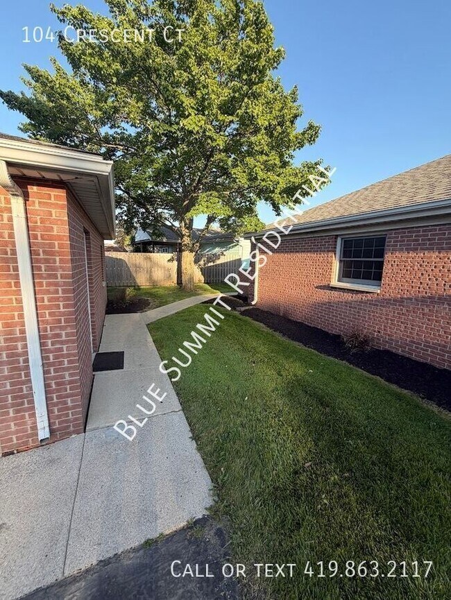 Building Photo - 104 Crescent Ct