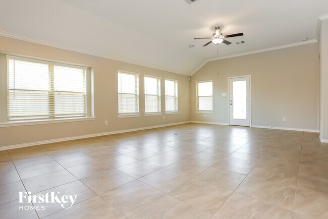 Foto del edificio - 3307 Keeling Ln