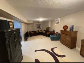 Building Photo - 7150 Burbank Cres