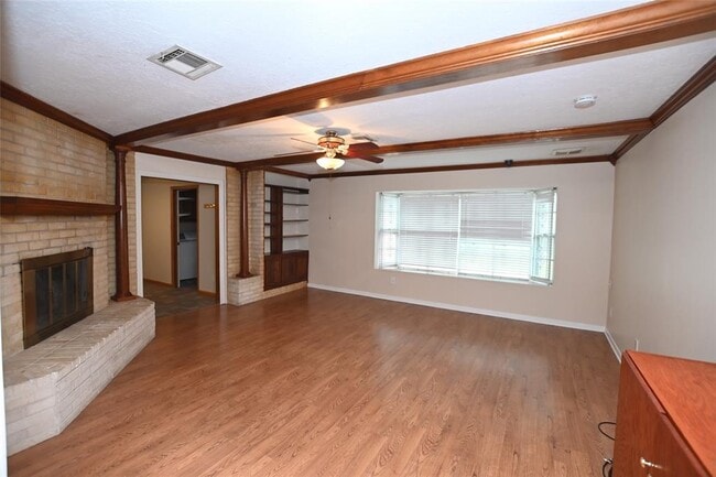 Building Photo - 7722 Sands Point Dr