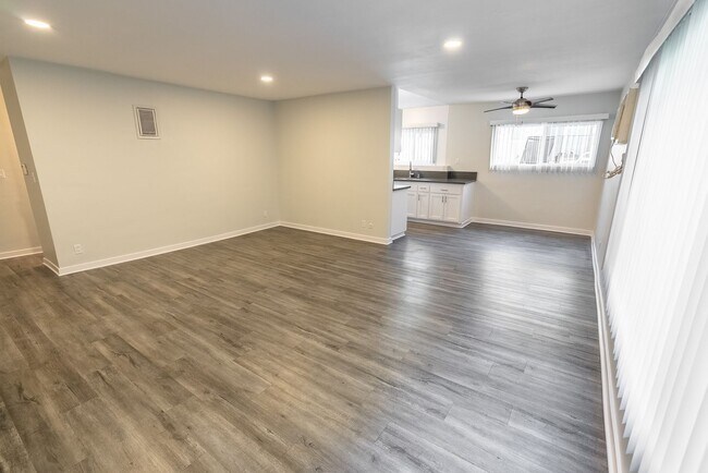 Foto del interior - 1944 Whitley Ave.