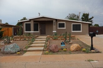 Building Photo - 336 Colombo Ave