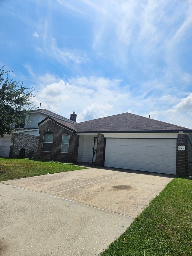 Building Photo - 12306 Scarlet River Dr