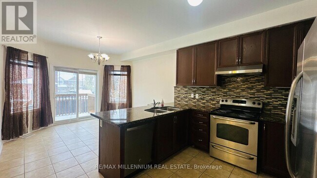 Building Photo - 365 Peter Rupert Ave