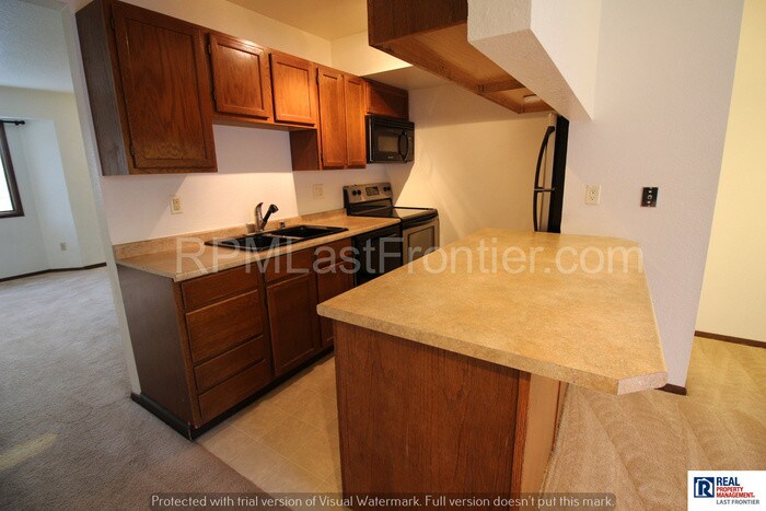 Primary Photo - 7140 Bearfoot Dr