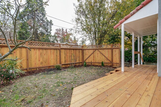 Building Photo - Wonderful 3-Bedroom, 2-Bath Home With a Basement!
