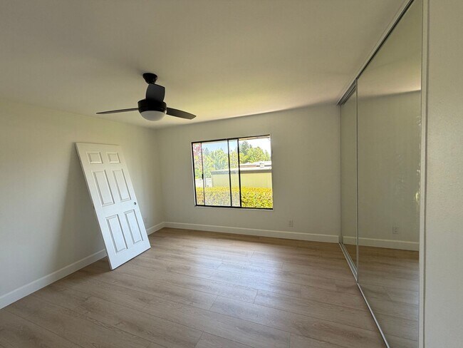 Foto del edificio - Completely Remodeled 3-Bedroom Home with Open-Concept Living