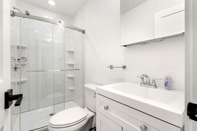 Foto del edificio - 141 Hillside St
