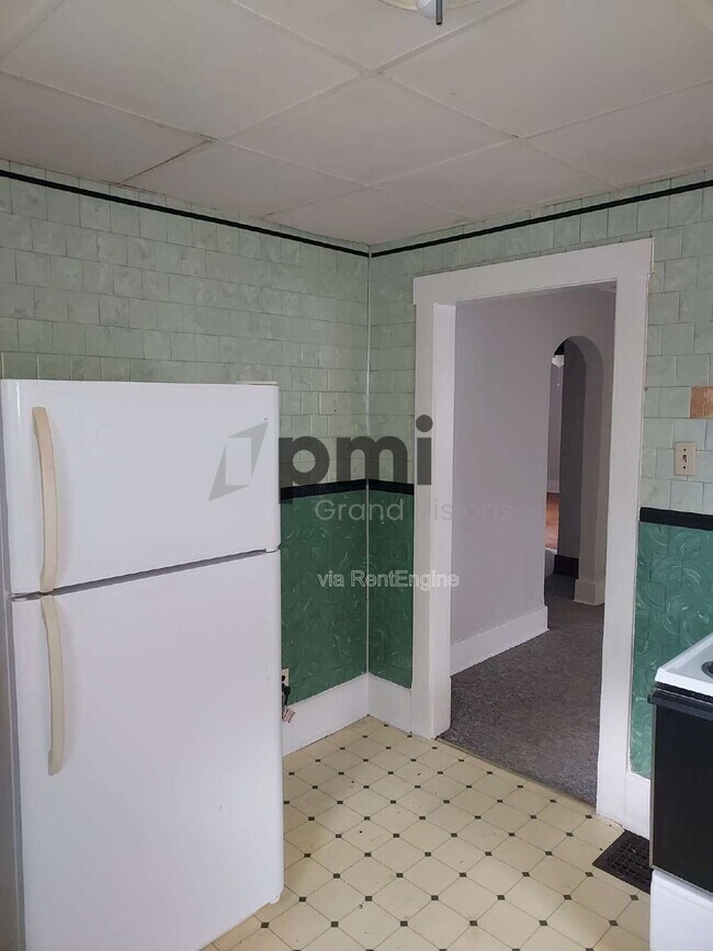 Foto del edificio - 2143 E Wood St