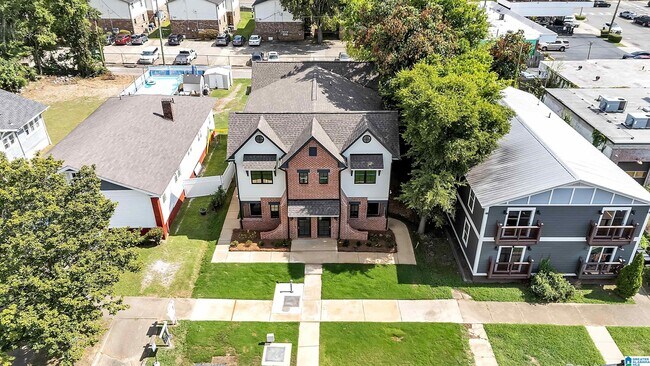 Building Photo - 4115 4th Ave S