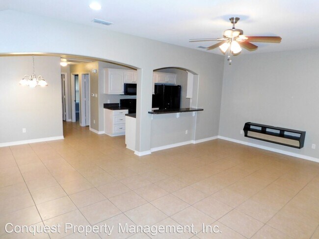 Foto del edificio - 2 br, 1 bath House - 1320 E Houston St.