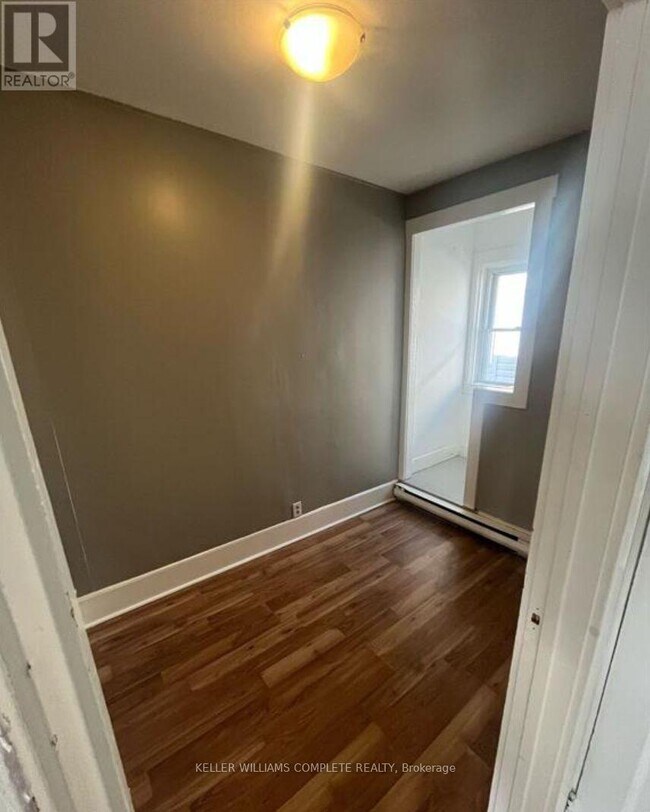 Photo du bâtiment - 255 Jarvis St