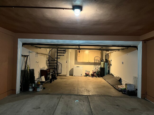 Foto del edificio - 3734 First Ave.