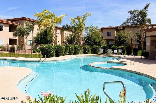 Foto del edificio - 3330 S Gilbert Rd