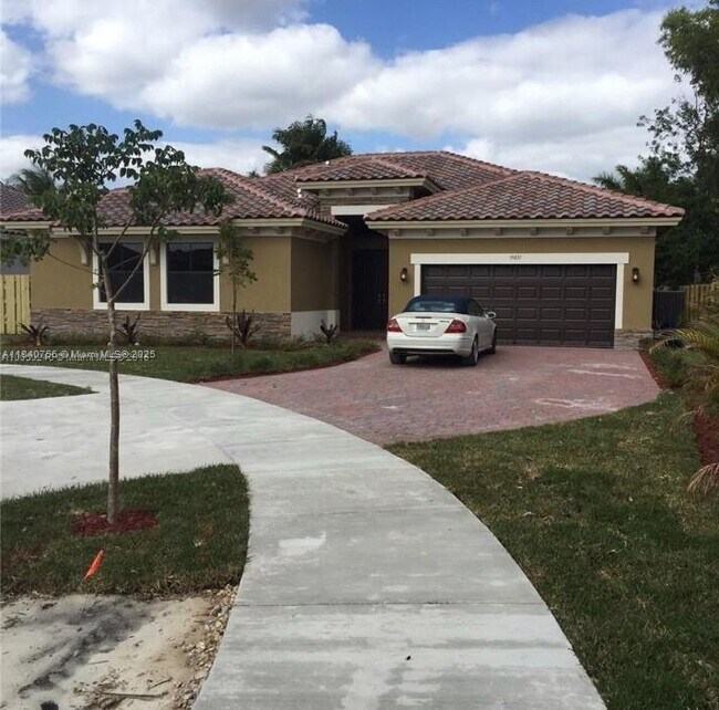 Foto del edificio - 14831 SW 33rd Terrace
