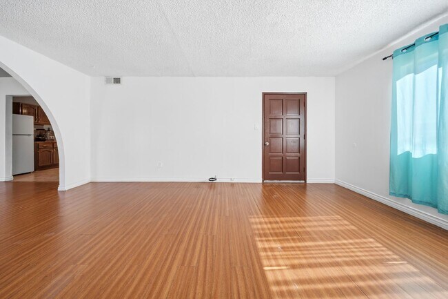 Foto del edificio - HOUSE FOR RENT IN EL CENTRO