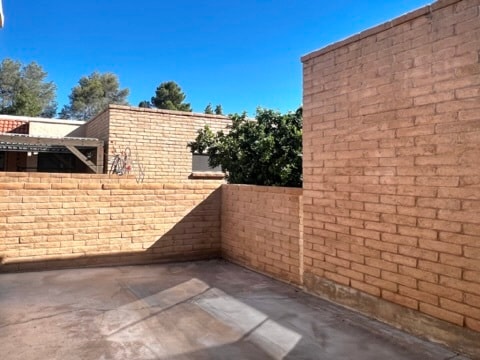 Building Photo - 2024 S Birdie Cir