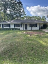 Building Photo - 1801 Roosevelt Dr