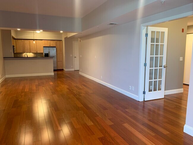 Foto del edificio - 550 Pleasant St